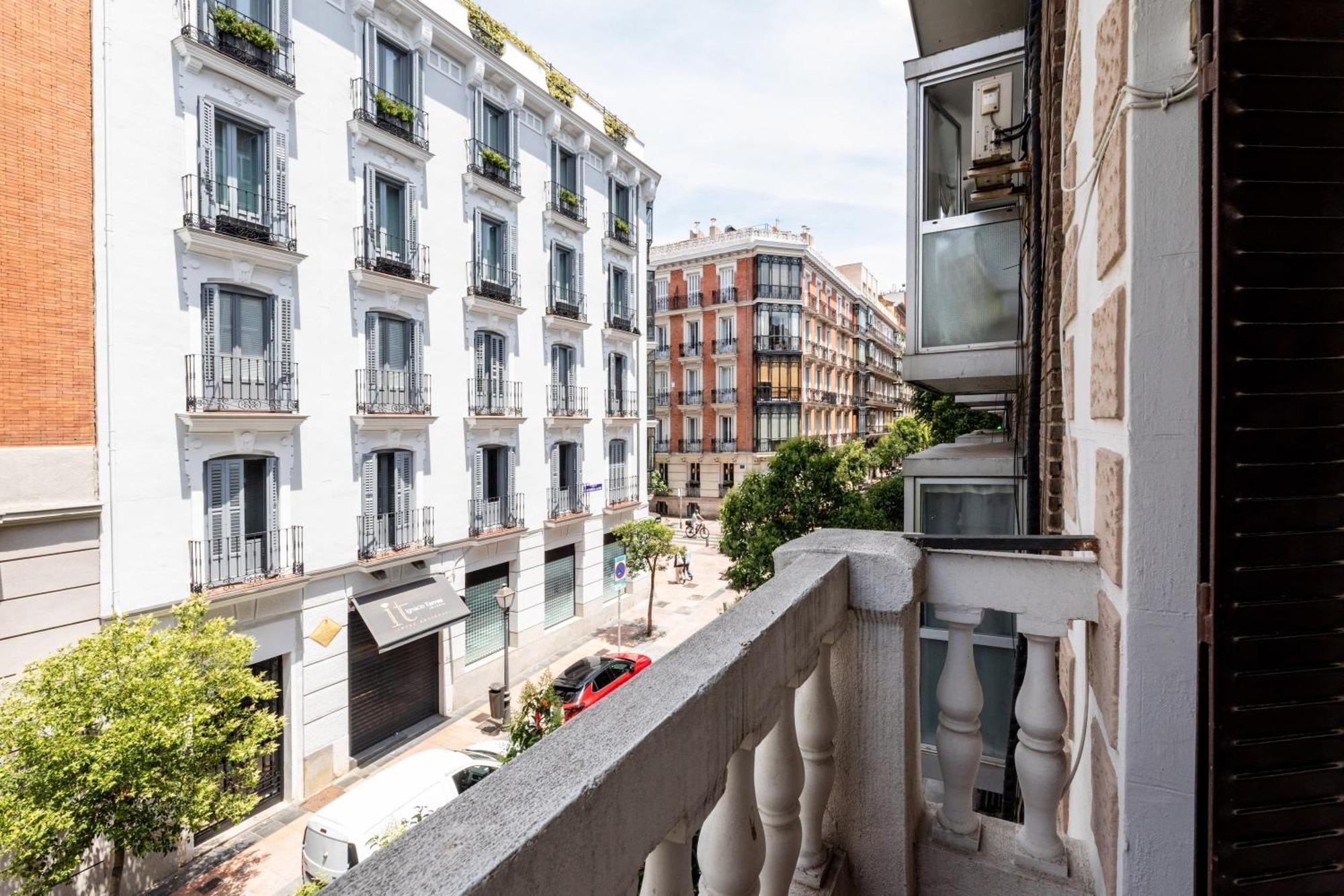 Montaber Apartments - La Paz Market Madrid Dış mekan fotoğraf